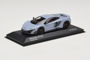 McLaren 675LT Ceramic Grey Minichamps 1:43 537154420 Kov – obrázek 2 z 5