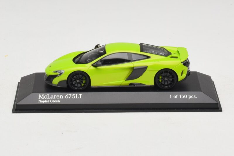 McLaren 675LT Napier Green Minichamps 1:43 537154422 Kov
