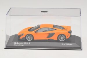 McLaren 675LT Oranžový Minichamps 1:43 537154421 Kov – obrázek 4 z 5