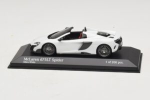 McLaren 675LT Spider Silica White Minichamps 1:43 McLaren 675LT Spider Silica White Minichamps 1:43 537154432 Kov