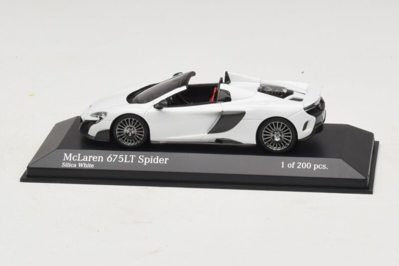 McLaren 675LT Spider Silica White Minichamps 1:43 537154432 Kov