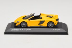 McLaren 675LT Spider Volcano Yellow Minichamps 1:43 McLaren 675LT Spider Volcano Yellow Minichamps 1:43 537154430 Kov