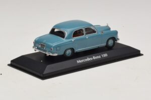 Mercedes 180 W120 Modrý Maxichamps 1:43 940033102 Kov – obrázek 2 z 5