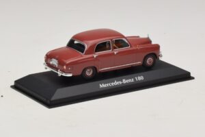 Mercedes 180 W120 Červený Maxichamps 1:43 940033101 Kov – obrázek 2 z 5
