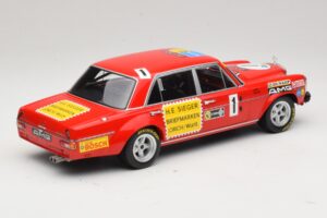 Mercedes 300 SEL 6.8 #1 H. Heyer / Betzler 24 Hours of Nurburgring 1972 Minichamps 1:18 155723401 Kov – obrázek 2 z 6