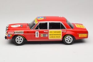 Mercedes 300 SEL 6.8 #1 H. Heyer / Betzler 24 Hours of Nurburgring 1972 Minichamps 1:18 155723401 Kov – obrázek 3 z 6