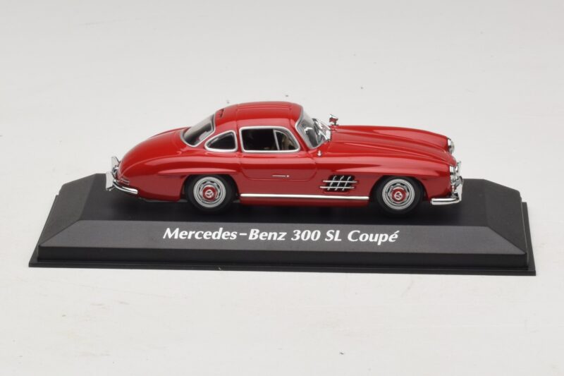 Mercedes 300 SL W198 Červený Maxichamps 1:43 940039001 Kov