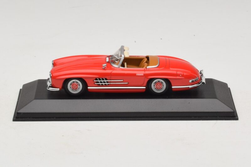 Mercedes 300 SL W198 Červený S Hnědým Interiérem Minichamps 1:43 MB009 Kov