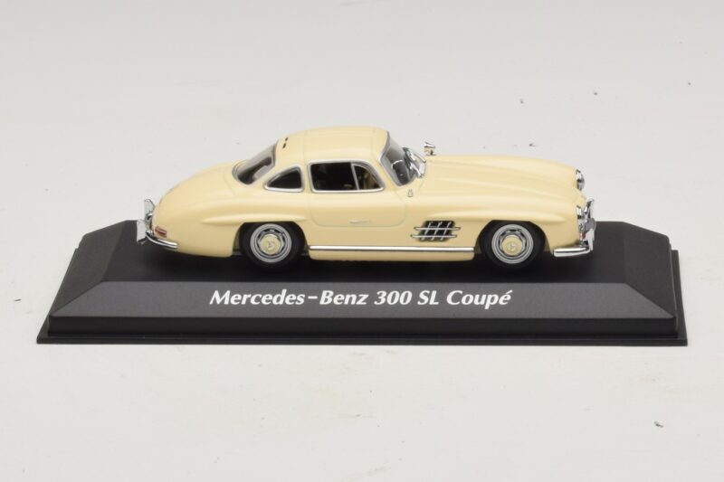 Mercedes 300 SL W198 Bílý Maxichamps 1:43 940039002 Kov