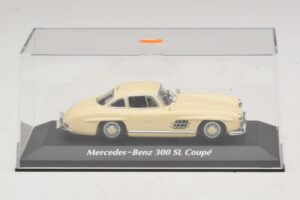 Mercedes 300 SL W198 Bílý Maxichamps 1:43 940039002 Kov – obrázek 4 z 5