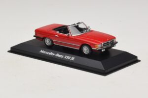 Mercedes 350 SL R107 Červený Maxichamps 1:43 940033432 Kov – obrázek 3 z 5
