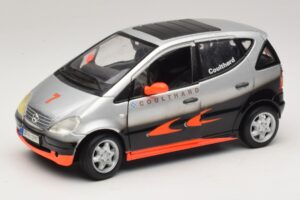 Mercedes A-Class W168 D. Coulthard Stříbrná Maisto 1:18 35841 Kov