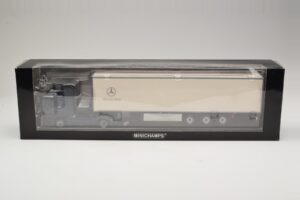 Mercedes Actros 1044 Modrý Minichamps 1:43 B66000604 Kov – obrázek 6 z 7