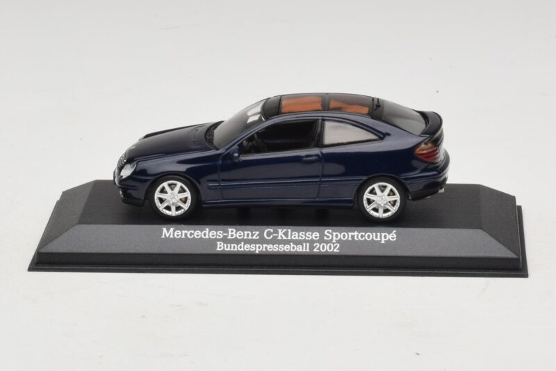 Mercedes C-Class Sportscoupe CL203 Blue Metallic Bundespressball Minichamps 1:43 MB010 Kov