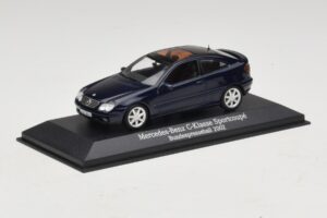 Mercedes C-Class Sportscoupe CL203 Blue Metallic Bundespressball Minichamps 1:43 MB010 Kov – obrázek 2 z 5