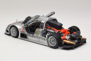 Mercedes CLK GTR #10 Warsteiner 1999 Maisto 1:18 38848 Kov – obrázek 5 z 8