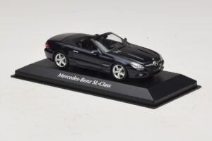 Mercedes SL R230 Modrá Metalíza Maxichamps 1:43 940037531 Kov – obrázek 3 z 5