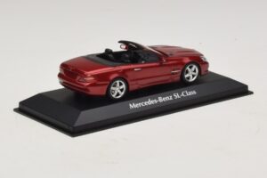 Mercedes SL R230 Červená Metalíza Maxichamps 1:43 940037530 Kov – obrázek 2 z 5