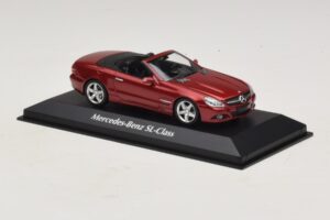 Mercedes SL R230 Červená Metalíza Maxichamps 1:43 940037530 Kov – obrázek 3 z 5