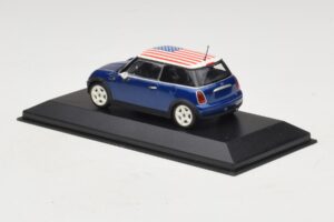 Mini Cooper S R53 Modrý S Americkou Vlajkou Minichamps 1:43 MINI014 Kov – obrázek 3 z 5