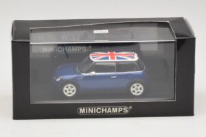Mini Cooper S R53 Modrý S Britskou Vlajkou Minichamps 1:43 MINI026 Kov – obrázek 4 z 4