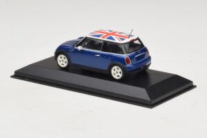 Mini Cooper S R53 Modrý S Britskou Vlajkou Minichamps 1:43 MINI026 Kov – obrázek 3 z 4