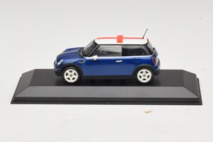 Mini Cooper S R53 Modrý S Anglickou Vlajkou Minichamps 1:43 Mini Cooper S R53 Modrý S Anglickou Vlajkou Minichamps 1:43 MINI012 Kov