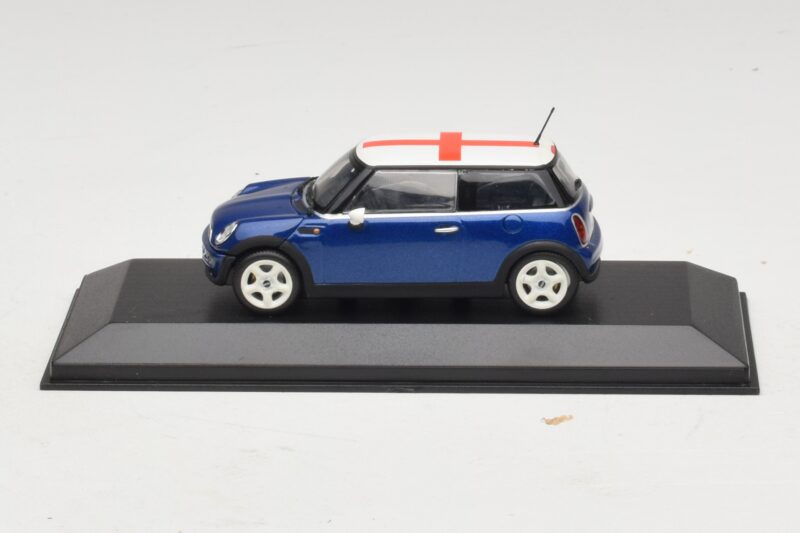 Mini Cooper S R53 Modrý S Anglickou Vlajkou Minichamps 1:43 MINI012 Kov