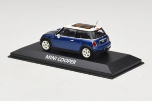 Mini Cooper S R53 Tmavě Modrý S Panoramatickou Střechou Minichamps 1:43 MINI021 Kov – obrázek 3 z 4