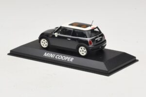 Mini Cooper S R53 Tmavě Zelený S Panoramatickou Střechou Minichamps 1:43 MINI015 Kov – obrázek 3 z 4