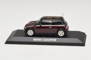 Mini Cooper S R53 Tmavě Červený S Černou Střechou Minichamps 1:43 MINI028 Kov