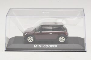 Mini Cooper S R53 Tmavě Červený S Černou Střechou Minichamps 1:43 MINI028 Kov – obrázek 4 z 5