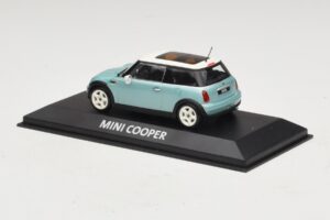 Mini Cooper S R53 Světle Modrý Metalický S Panoramatickou Střechou Minichamps 1:43 MINI018 Kov – obrázek 3 z 4