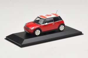 Mini Cooper S R53 Červený S Kanadskou Vlajkou Minichamps 1:43 MINI017 Kov – obrázek 2 z 5