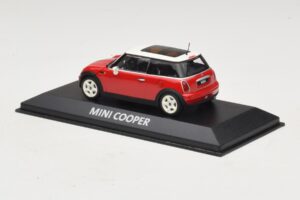 Mini Cooper S R53 Červený S Panoramatickou Střechou Minichamps 1:43 MINI024 Kov – obrázek 3 z 5