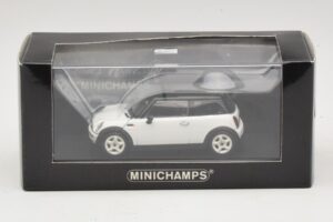 Mini Cooper S R53 Bílý S Černou Střechou Minichamps 1:43 MINI027 Kov – obrázek 4 z 4