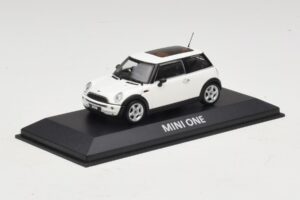 Mini Cooper S R53 Bílý S Panoramatickou Střechou Minichamps 1:43 MINI020 Kov – obrázek 2 z 5