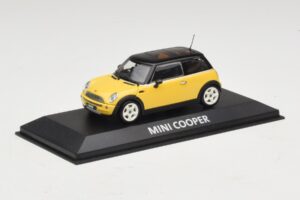Mini Cooper S R53 Žlutý S Černou Střechou Minichamps 1:43 MINI031 Kov – obrázek 2 z 4