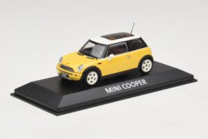 Mini Cooper S R53 Žlutý Se Žlutou Panoramatickou Střechou Minichamps 1:43 MINI029 Kov – obrázek 2 z 4