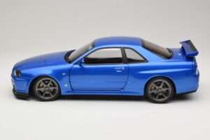 Nissan Skyline GT-R R34 V-Spec II Modrá Metalíza OEM Kola KK-Scale 1:12 KKDC120211-1 Kov – obrázek 4 z 8