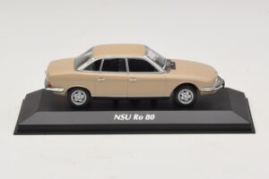 NSU Ro 80 Béžový Maxichamps 1:43 NSU Ro 80 Béžový Maxichamps 1:43 940015401 Kov