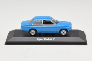Opel Kadett C Modrý Maxichamps 1:43 Opel Kadett C Modrý Maxichamps 1:43 940045601 Kov