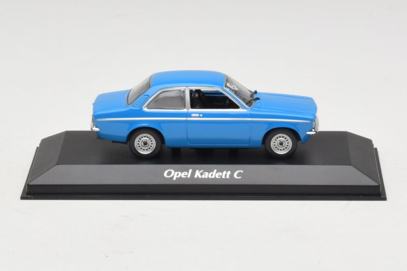 Opel Kadett C Modrý Maxichamps 1:43 940045601 Kov