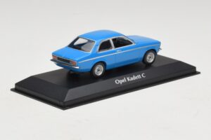 Opel Kadett C Modrý Maxichamps 1:43 940045601 Kov – obrázek 2 z 5