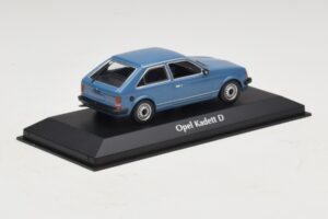 Opel Kadett D Modrý Maxichamps 1:43 940044100 Kov – obrázek 2 z 5