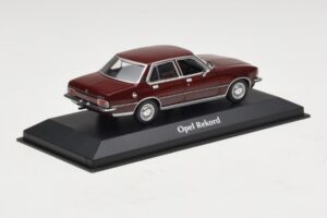Opel Rekord D Tmavě Červený Maxichamps 1:43 940044000 Kov – obrázek 2 z 5