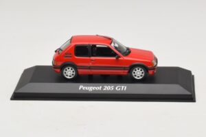 Peugeot 205 GTi Červený Maxichamps 1:43 Peugeot 205 GTi Červený Maxichamps 1:43 940112300 Kov