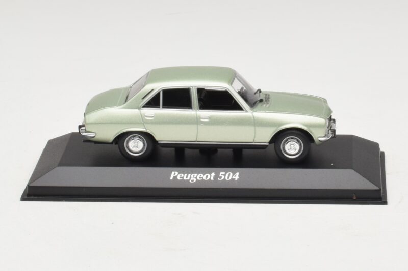 Peugeot 504 Světle Zelená Metalíza Maxichamps 1:43 940112501 Kov