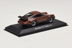 Porsche 911 930 Turbo 3.3 Hnědý Maxichamps 1:43 940069001 Kov – obrázek 2 z 5