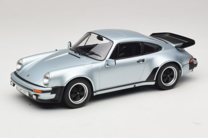 Porsche 911 930 Turbo 3.3 Stříbrný KK-Scale 1:18 KKDC181444 Kov